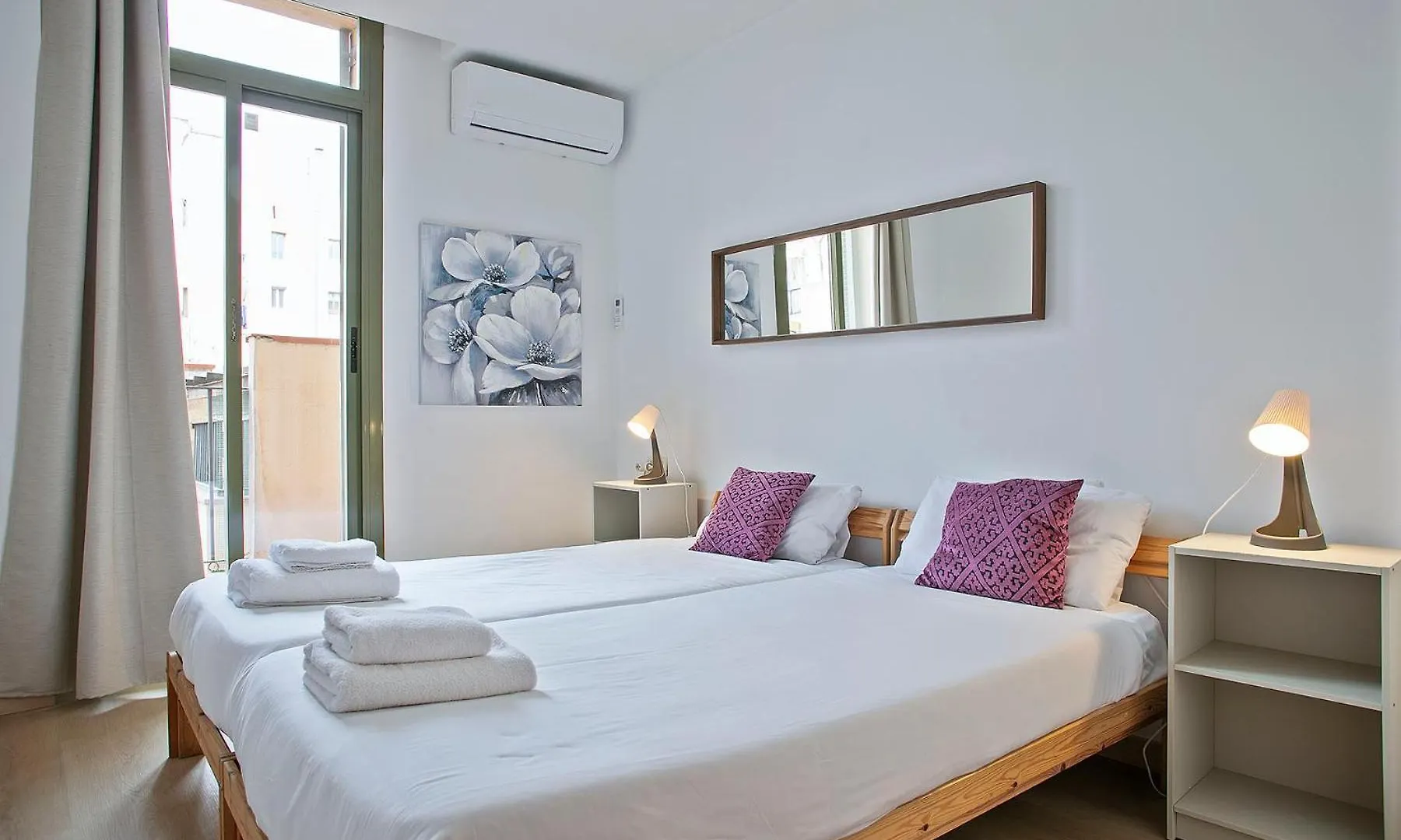 Beautiful Apartment In Las Ramblas Barcelona 6Pax Spanien